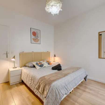アパート *appartement Moderne/2 Minutes Du Metro*